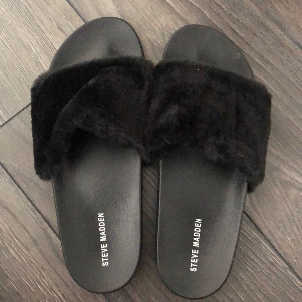 steve madden faux fur slides